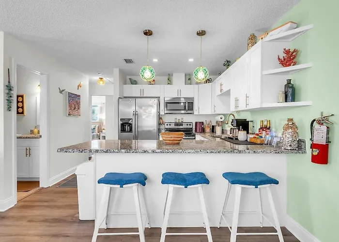 Сasa de vacaciones In 90 Seconds With Hot Tub Coffee Bar & Games Clearwater Beach