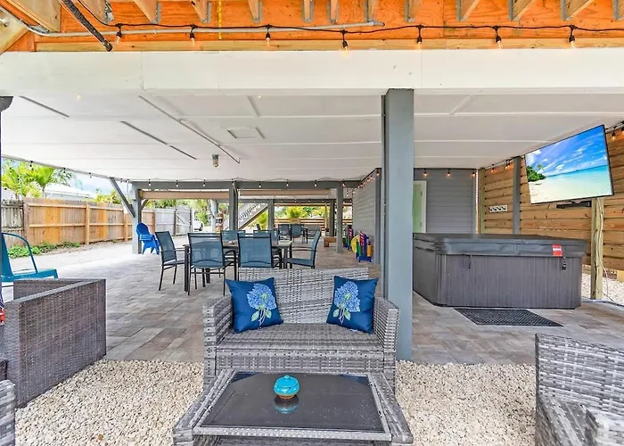 Сasa de vacaciones In 90 Seconds With Hot Tub Coffee Bar & Games *