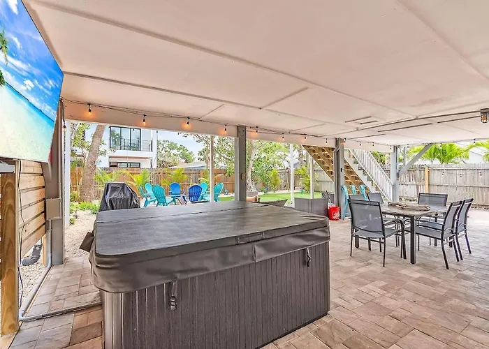 Сasa de vacaciones In 90 Seconds With Hot Tub Coffee Bar & Games